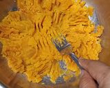 Foto langkah ke 1 dari resep Binyolos khas Manado.
