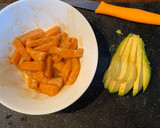Foto del paso 1 de la receta: Nems de Salmón y Aguacate