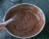 A picture of step 7 of Ragi Chocolate Cake with Walnut Crunch.