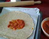 Foto del paso 3 de la receta: Pizza española con queso manchego