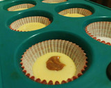 Foto del paso 3 de la receta: Muffins de vainilla con corazón de dulce de leche