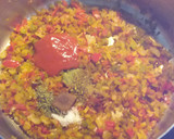 Foto del paso 5 de la receta: Lomo de cerdo en salsa con ciruelas pasas