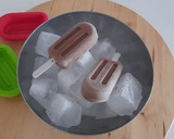 Foto del paso 1 de la receta: Polos cremosos de chocolate
