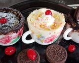 A picture of step 3 of Chocolate Mugcake and Vanilla Mugcake.