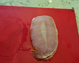 Foto del paso 3 de la receta: Libritos de lomo adobado en salsa de piquillos