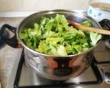 Foto del paso 6 de la receta: Sopa de canónigos con pechuga de pollo