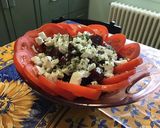 Une image de l'étape 8 de Salade de betteraves rouges marinées aux tomates et feta.