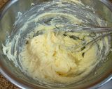 A picture of step 3 of Cranberry & Cream cheese Cup Cakes.