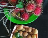 Foto langkah ke 1 dari resep Asinan Rambutan dan Kelengkeng.