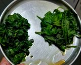 A picture of step 1 of Restaurant-Style Lehsuni Palak.