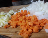 Foto del paso 3 de la receta: Rollitos de col rellenos en salsa de tomate