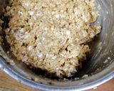 Foto del paso 1 de la receta: Galletas de miel y avena
