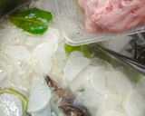 Foto langkah ke 6 dari resep Soto Bandung/ Soto Lobak Ayam.