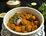 A picture of step 9 of Soya Nuggets Curry.