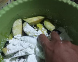 Foto langkah ke 3 dari resep Terong Lada Hitam.