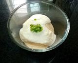 तिरंगा रवा इडली (triranga rava idli recipe in marathi) रेसिपी स्टेप 1 फोटो 