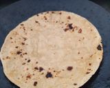 ફૂલકા રોટી (Fulka Roti Recipe In Gujarati) રેસીપી સ્ટેપ3ફોટો