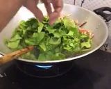 Foto langkah ke 5 dari resep Sayur Cakalang asap daun melinjo.