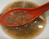 Foto del paso 4 de la receta: Almejas al Vapor con Vinagreta Templada de Chalota al Jerez y Cilantro