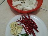 Tahu masak pedas