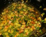 A picture of step 2 of Seviya upma.