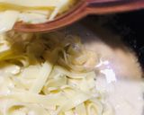 A picture of step 4 of Fettuccine Alfredo 🇮🇹.