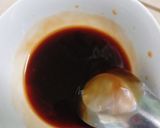 Hình bước làm 4 của món Cải xanh cuộn chả cá