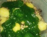 A picture of step 4 of Spinach Mukimo.