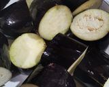 A picture of step 1 of Eggplants with egg.