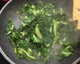Foto del paso 4 de la receta Quesadillas de Kale con huevo y tomate 🌮🥗🌶