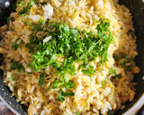 A picture of step 6 of Kanda poha.