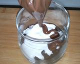 A picture of step 5 of Chocolate Oreo mousse.