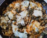 Foto del paso 4 de la receta: Acelgas con papa en salsa de tomate frito y queso