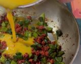 Foto del paso 4 de la receta: *CHORIZO CON HUEVO Y CHILE POBLANO*