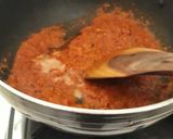 A picture of step 4 of Dhaba Style kathiyavadi Kaju gathiya sabzi.