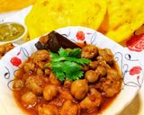 A picture of step 3 of Chole Bhature.