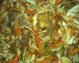 A picture of step 2 of Chicken cabbage sauce.