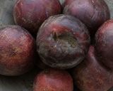 A picture of step 1 of Plum Chutney.