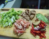 Foto langkah ke 4 dari resep Soun daging ayam n baso.