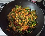 A picture of step 3 of Vermicelli Upma.