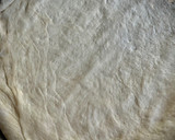 Foto del paso 3 de la receta: Pizza de setas al ajillo con cecina de León