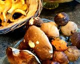 A picture of step 1 of Fried potatoes with wild mushrooms.