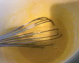 Une image de l'étape 2 de Flan pâtissier à la vanille et pêches de vigne pâte brisée vanille.