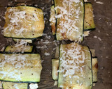 Foto del paso 5 de la receta: Saquitos de calabacín rellenos de langostinos y atún