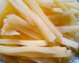 A picture of step 1 of Aloo Or Piyaz Pakory.
