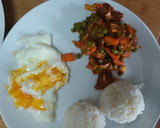 Foto del paso 5 de la receta: Plato combinado de arroz con pisto y huevos