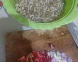 Foto langkah ke 1 dari resep Tauge Goreng.