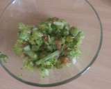 Foto del paso 5 de la receta: Patatas aliñadas con langostinos
