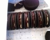A picture of step 3 of Chocolatey Oreos.