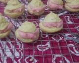 Foto langkah ke 7 dari resep Soes Original (isi vla susu buah naga).